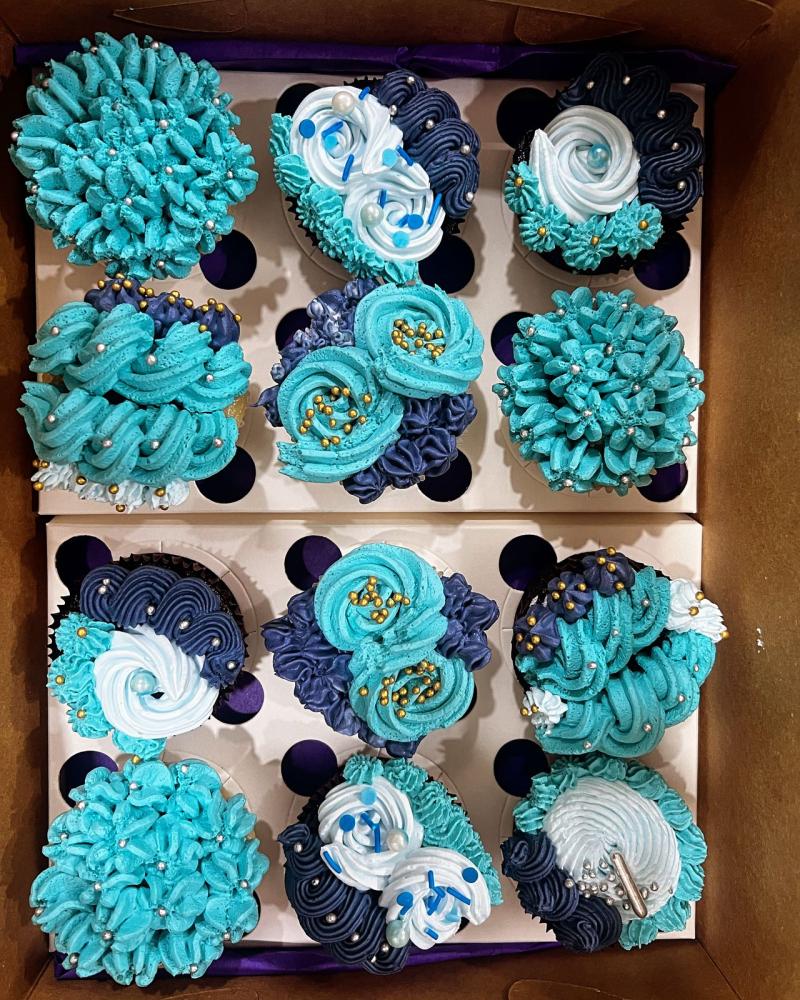 Blueberry Cupcakes (Vanilla flavoured)