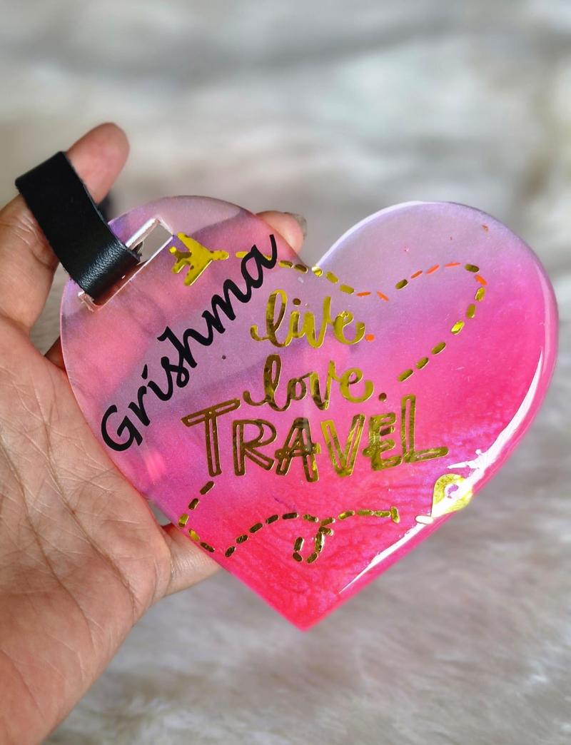 Customize Resin Travel Tags