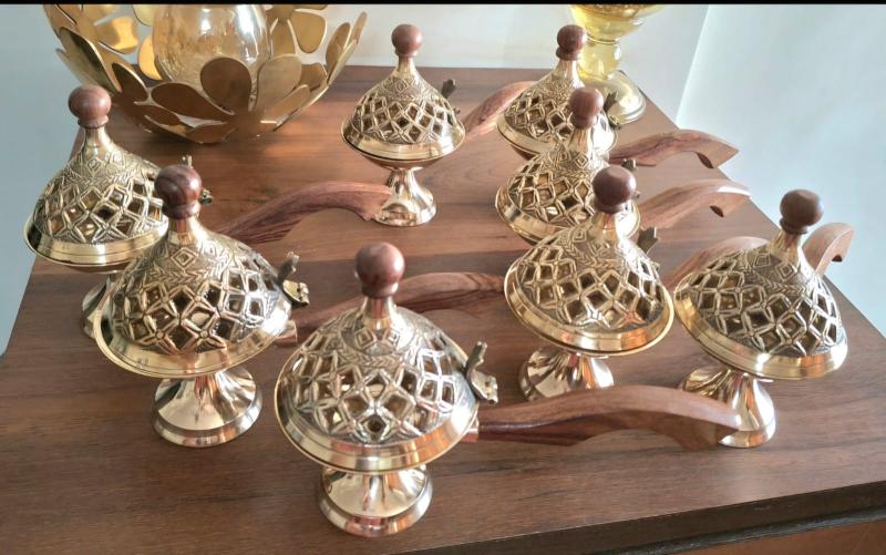 Brass Lobhan/Camphor Holder With Wooden Handle