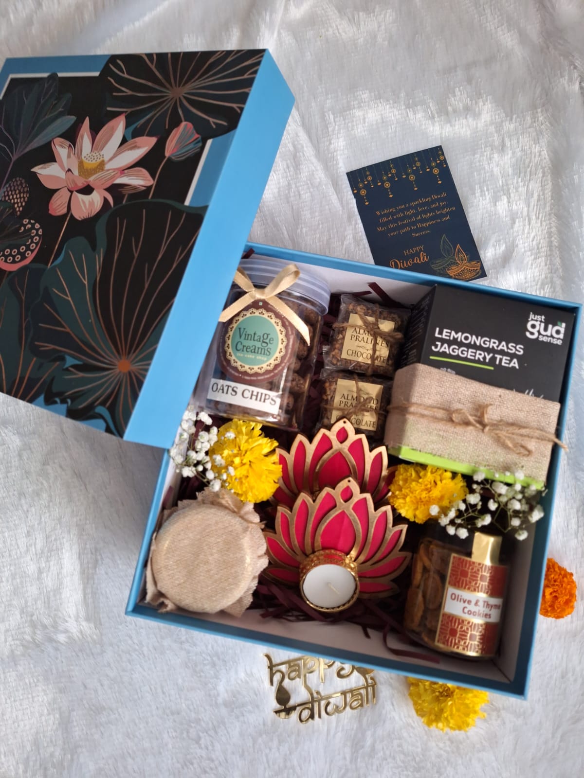 Customized Gift Hamper