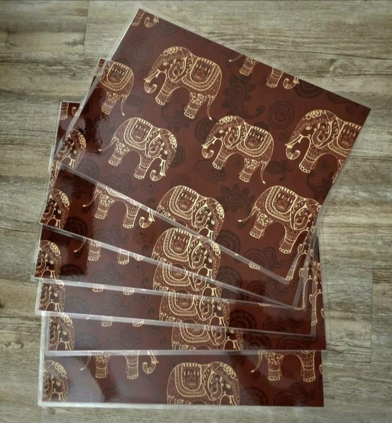 Laminated Table Mats