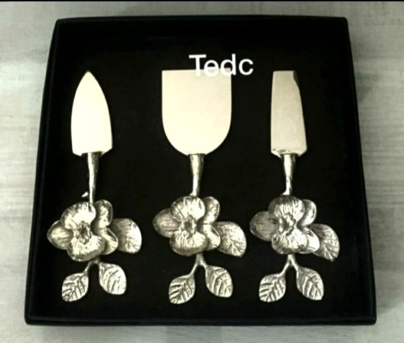 Floral Ornate Cheese Knife Set